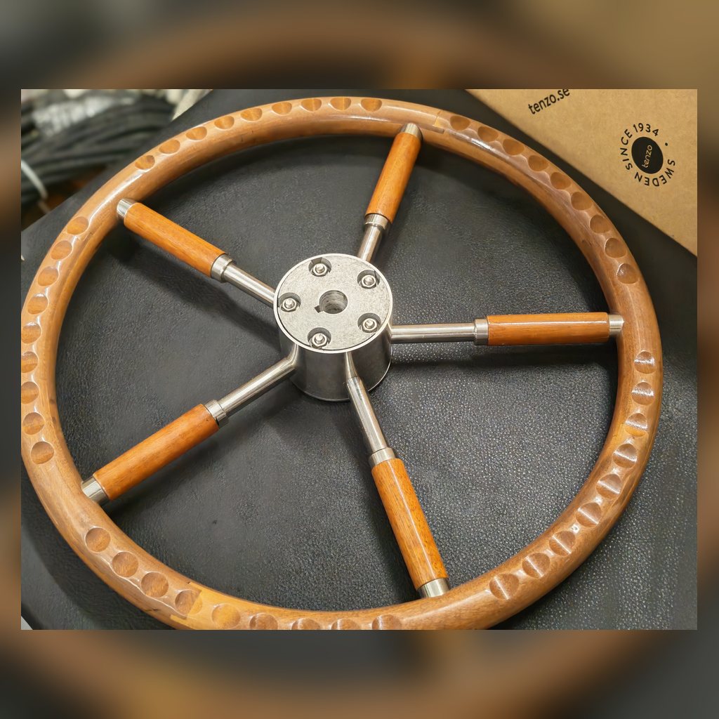 Holzsteuerrad mit fünf Speichen, Standard-Konusnabe – Vorschaubild 2