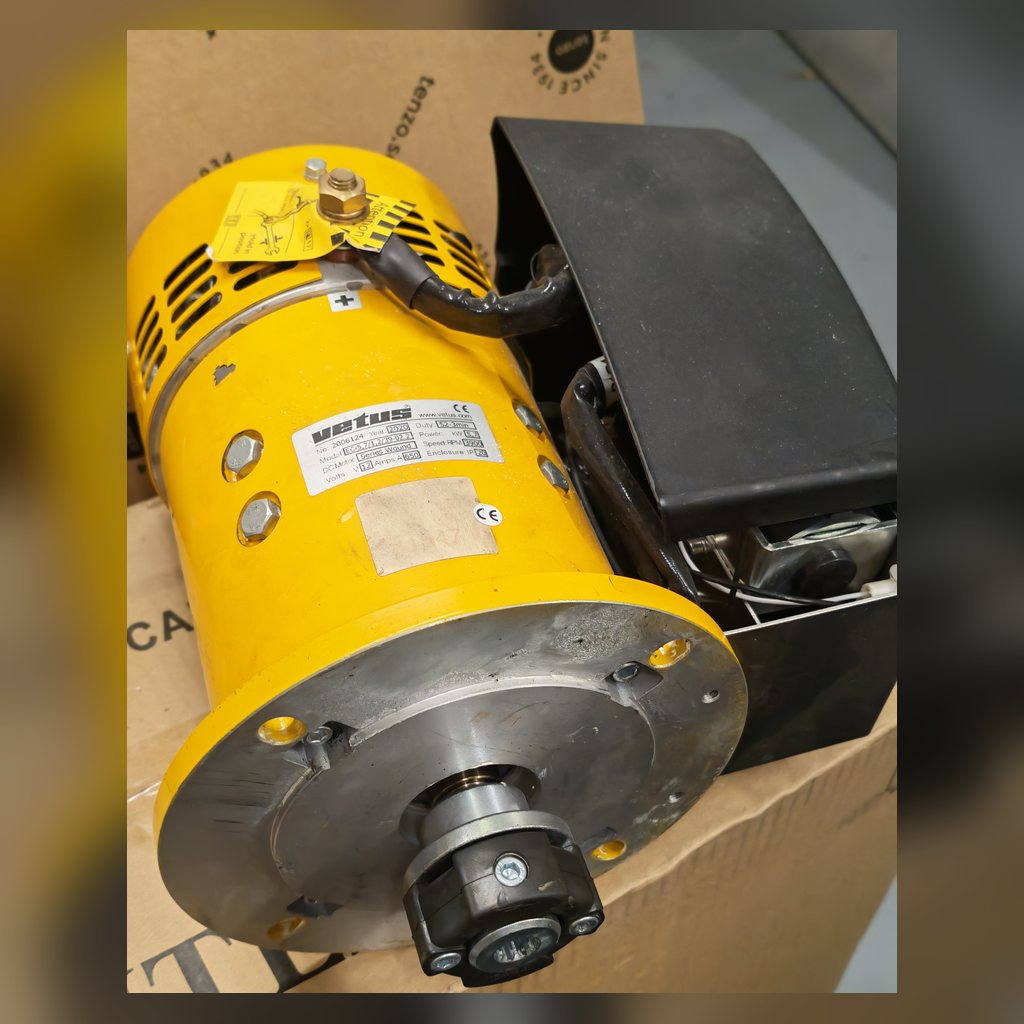 Vetus Bugstrahlruder BOW95 – 12 V, 5,7 kW, Baujahr 2020 – Bild 1 von 3